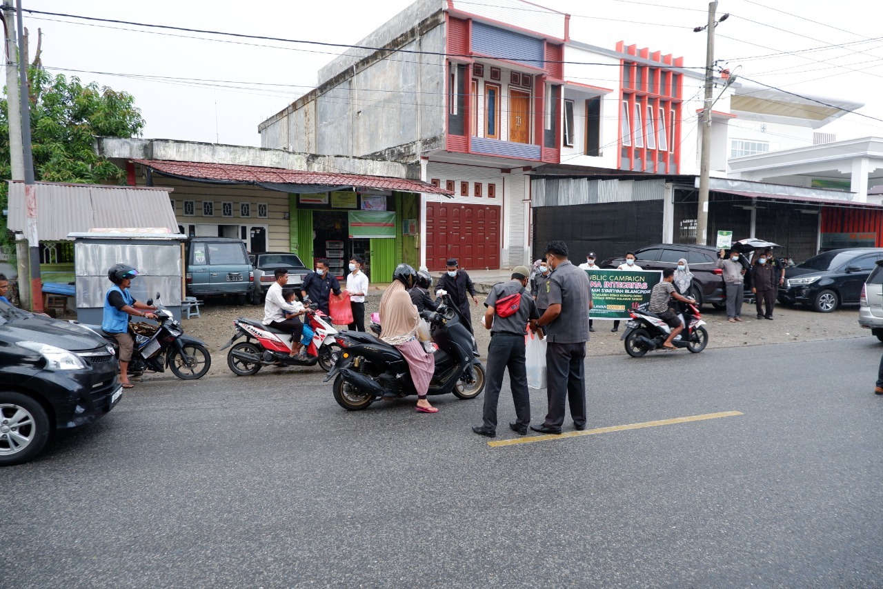 d3fd25ec d0f4 4f59 ae0a cc5a6a885036 takjil 1