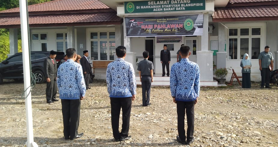 upacara hari pahlawan 2